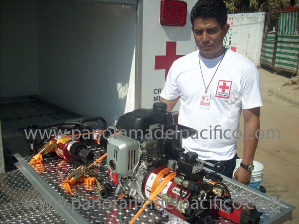 entrega-unidad-de-rescate-urbano-en-pto-esc entrega-unidad-de-rescate-urbano-en-pto-esc