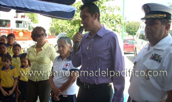 iniacia-la-colecta-de-la-cruz-roja-mexicana-delegacion-huatulco iniacia-la-colecta-de-la-cruz-roja-mexicana-delegacion-huatulco