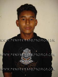 orlando-garcia-martinez-detenidos-por-la-aei-en-huatulco