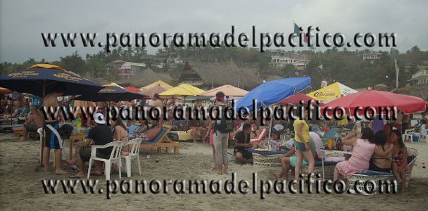 playa-de-zicatela-en-puerto-escondido playa-de-zicatela-en-puerto-escondido