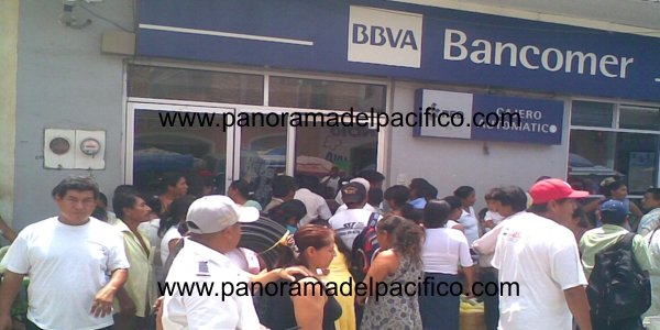 asalto-al-banco-bancomer-en-pochutla asalto-al-banco-bancomer-en-pochutla