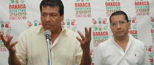 jose-manuel-ricardez-lopez-presidente-municipal-de-san-pedro-pochutla-renuncia-al-prd-y-se-incorpora-a-las-filas-del-pri jose-manuel-ricardez-lopez-presidente-municipal-de-san-pedro-pochutla-renuncia-al-prd-y-se-incorpora-a-las-filas-del-pri
