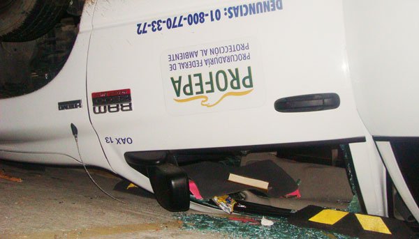 se-voleta-camioneta-d-profepa-en-huatulco se-voleta-camioneta-d-profepa-en-huatulco