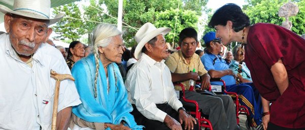 uro-zaachila-dia-del-abuelo uro-zaachila-dia-del-abuelo