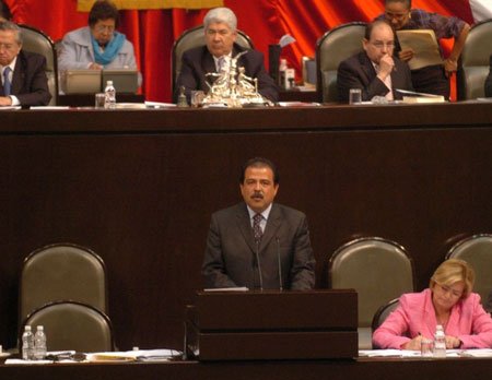 evierl-perez-en-el-congreso evierl-perez-en-el-congreso