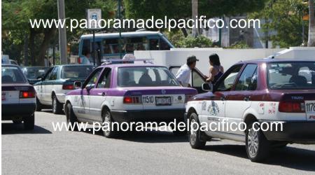 un-gran-problema-los-taxistas-en-huatulco