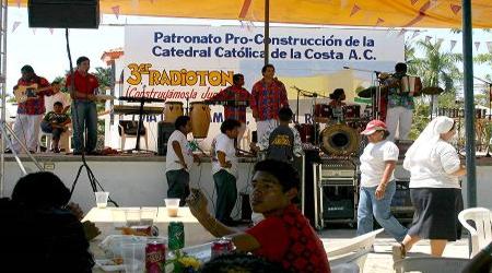 radioton-en-puerto-escondido-por-la-construcion-de-la-catedral