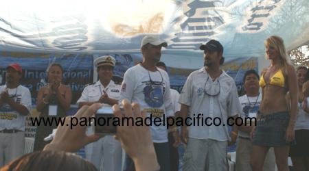 cuarto-lugar-torneo-internacional-de-pez-vela-huatulco-2010