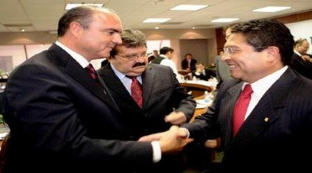 adolfo-toledo-infanzon-asistio-al-primer-informe-del-gobernador-de-queretano adolfo-toledo-infanzon-asistio-al-primer-informe-del-gobernador-de-queretano