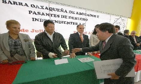 dia-de-los-abogados dia-de-los-abogados