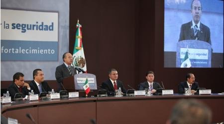 reunion de felipe calderon y gobernadores en el tema de seguridad nacional