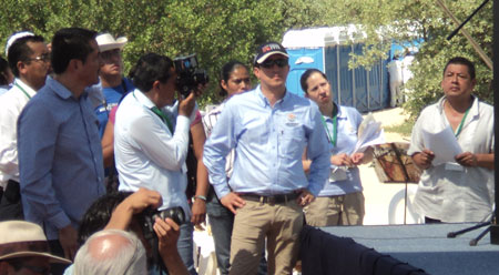 coordinador-de-semarnat-impide-la-liberta-de-exprecion-de-manifestarse-en-huatulco