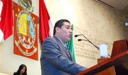Ejecuta-Legislador-enérgico-llamado-a-Presidente-Municipal-de-San-Mateo-Piñas