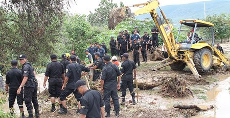 Atienden-emergencia-en-gobierno-de-oaxaca