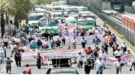 bloqueo en calzada de tlahuac
