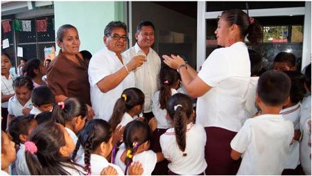 En-beneficio-a-primaria-Nuevos-Horizontes-entregan-dos-aulas-didácticas