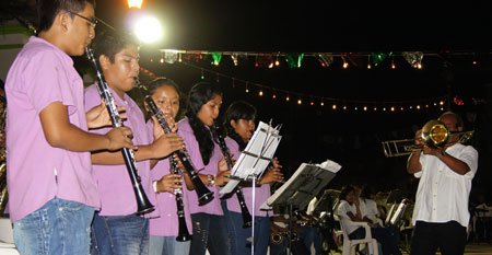 Celebran-festival-de-Bandas-tradicionales-en-Huatulco