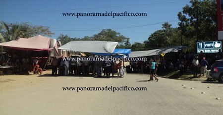bloquean-maestro--la-costa-e-istmo-de-oaxaca