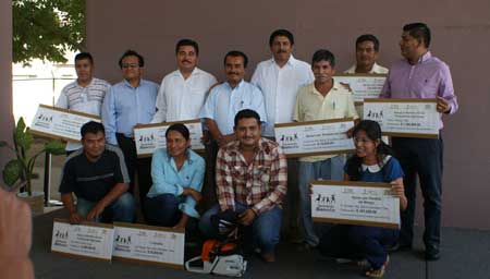 Agricultores-afectados-por-Huracán-Carlota-Reciben-recursos-económicos-en-Huatulco