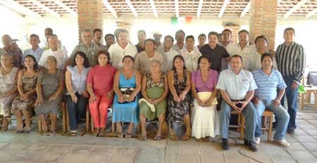 Instalación-de-la-mesa-política-del-PAN-en-San-Pedro-Pochutla