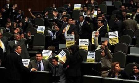 Eliminan-el-fuero-de-diputados,-evitarán-la-cárcel
