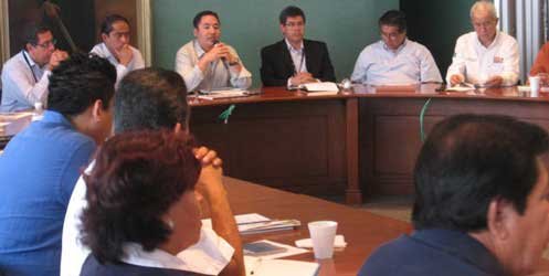 Presenta-la-Secretaría-de-Finanzas-e-INEGI-el-Anuario-Estadístico-2012