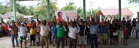 En-visita-a-comunidades,-Darío-Pacheco-de-cerca-a-la-ciudadanía-2