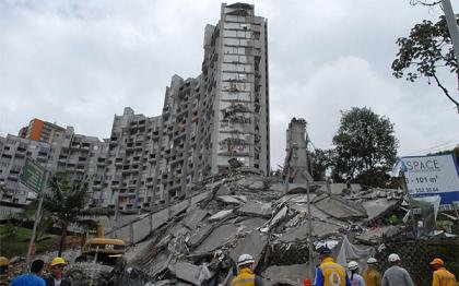 Colombia derrumbe de edificio de lujo sonó como una bomba