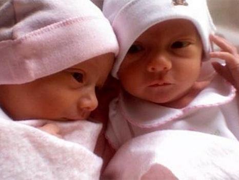 Madre mata a hija al estar ´amargada´ por haber tenido gemelas