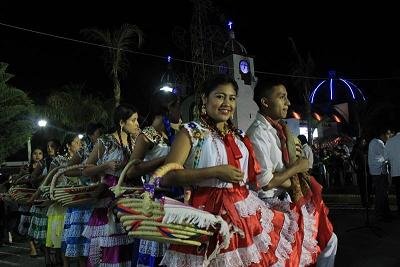 Con Júbilo Realizan Evento Cultural por Aniversario de Huatulco2