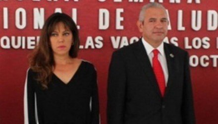 Querétaro Proveedor de camillas opera en casa de la esposa del secretario de Salud