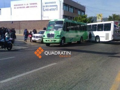 Realizan maestros protestas en 3 puntos de la ciudad de Oaxaca