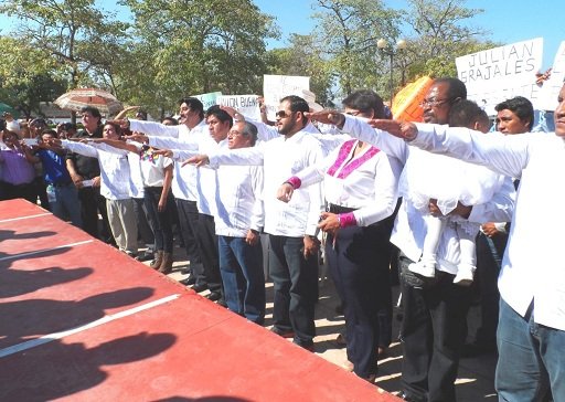 Tomó la protesta de Ley al nuevo Comité ADHERIDO A la CNPR 02