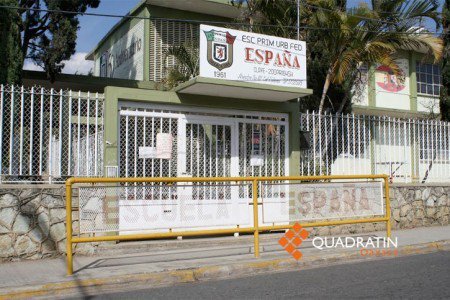 Sin clases más de un millón 300 mil alumnos en Oaxaca
