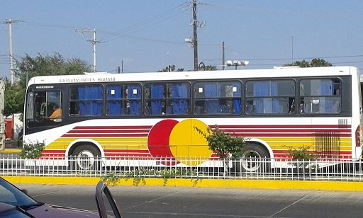 Asaltan autobús Maranto