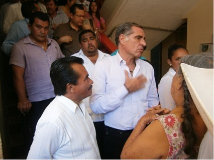 CONTINUA DIALOGO TERRITORIAL ENTRE AUTORIDADES MUNICIPALES Y GOBERNADOR.