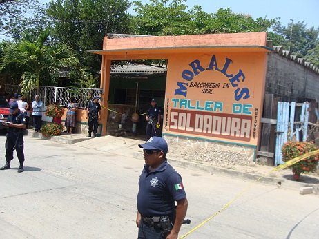 Ejecutan a balconero en Juchitán1