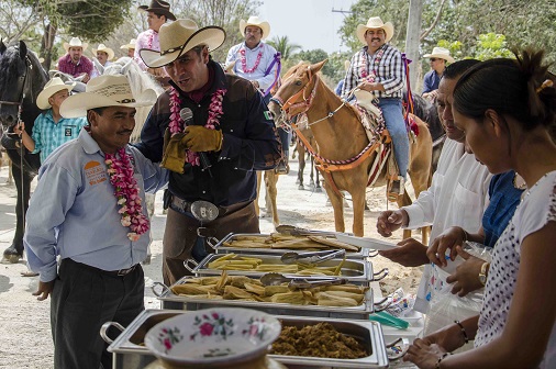 Espectacular fiesta de 4to. Viernes de Cuaresma en Santa María Huatulco1