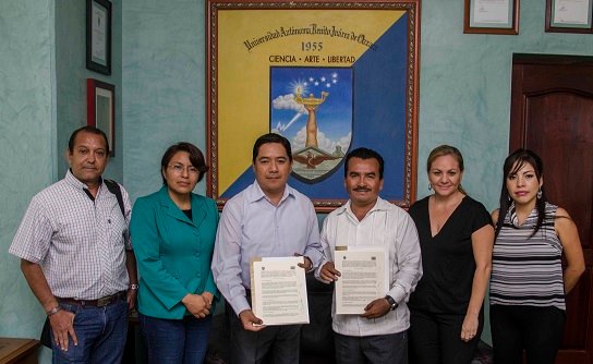Firman Gobierno de Huatulco y UABJO convenio de colaboración en materia cultural