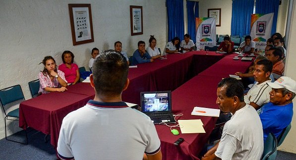 Inicia Gobierno Municipal proyecto de lombricomposta en vivero de Santa Cruz Huatulco