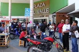 Centros comerciales serán tomados por la Sección 22