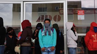 integrantes-de-la-coordinadora-estudiantil-normalista-del-estado-de-oaxaca-ceneo-bloquean-los-accesos-de-la-terminal-de-primera-clase-de-autobuses-de-oriente
