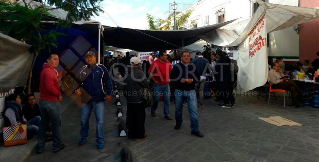 trabajadores-de-salud-mantienen-tomadas-oficinas-de-gobierno