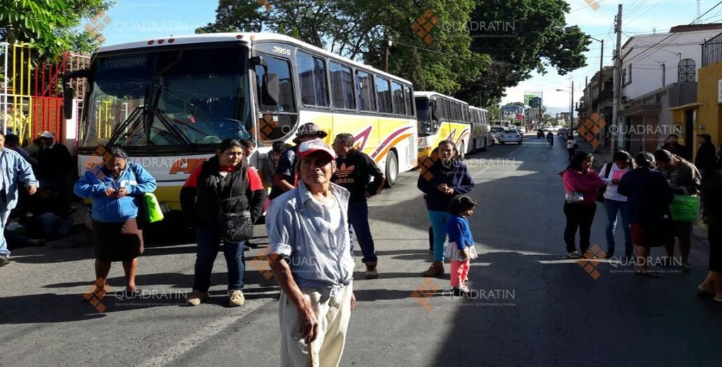 cierra-calle-y-bloquea-organizacion-social-oficinas-de-la-sedatu