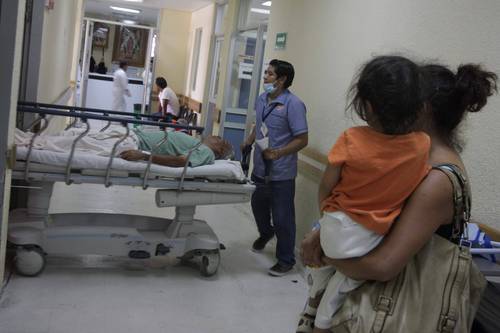 Hospital público de Oaxaca cobra por falta de recursos
