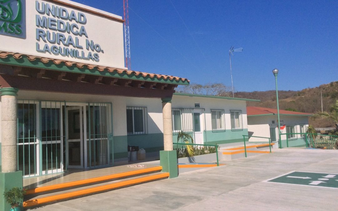 diputado local de Pinotepa Carlos Ramos Aragón, gestionó clínica para la comunidad de Lagunillas.