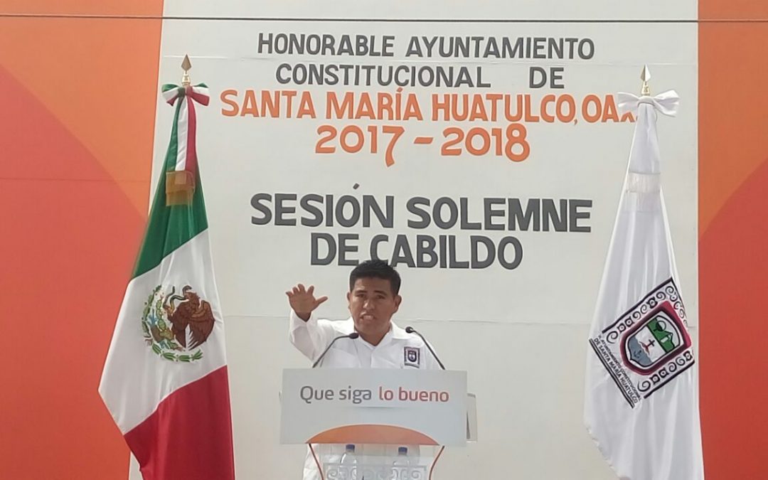 José Hernández Cárdenas toma protesta como Presidente Municipal de Santa María Huatulco