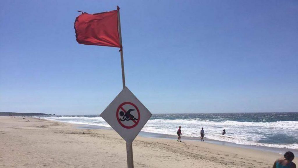 Lanzan alerta por Mar de Fondo en Puerto Escondido