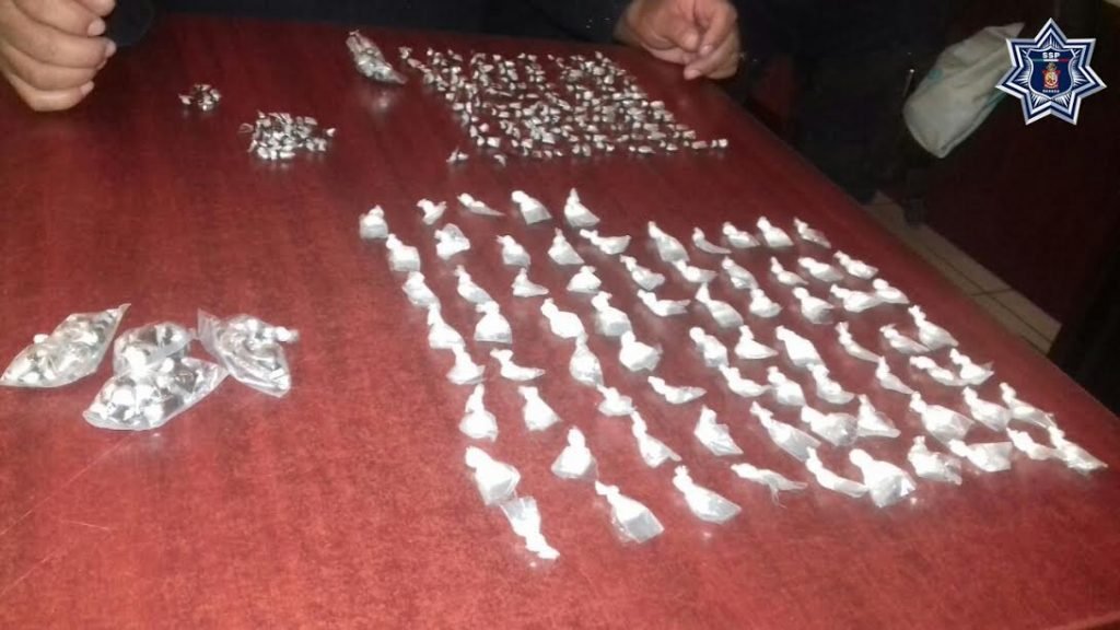 BOM ASEGURA A SUJETO CON 75 DOSIS DE COCAÍNA Y 250 DE PIEDRA BASE2