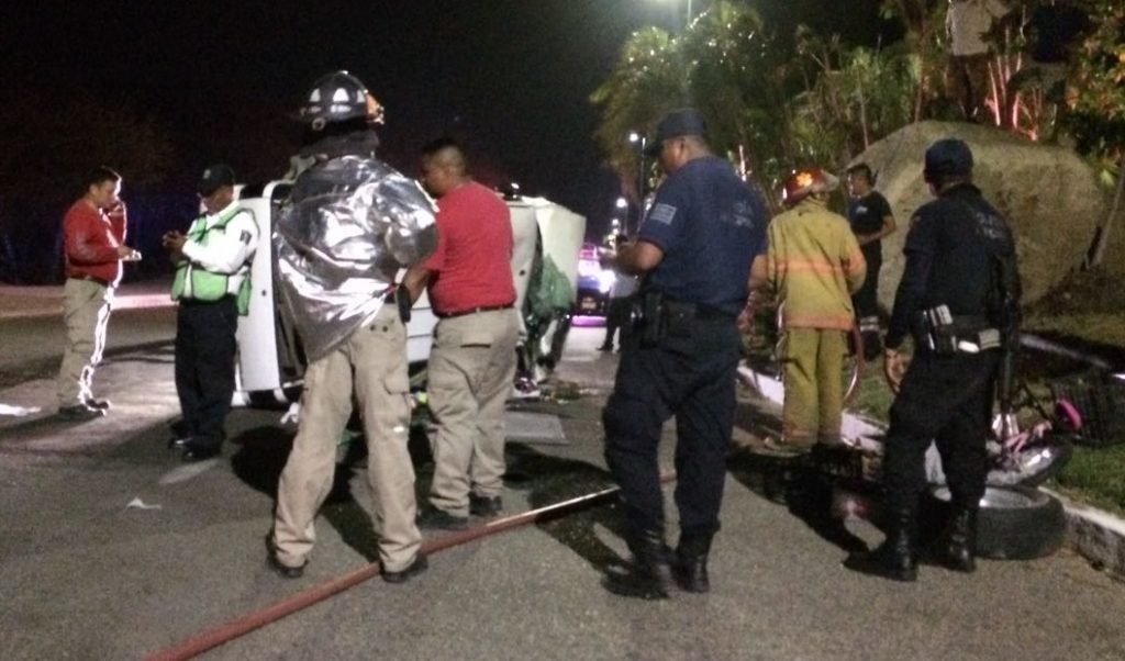 accidente automovilístico en el Boulevard Benito Juárez2